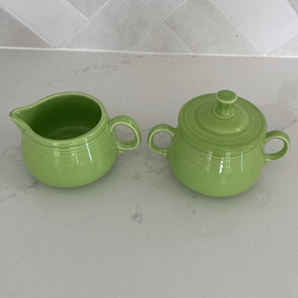 Fiesta Homer Laughlin set of cream and sugar